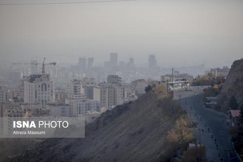 کیفیت هوای تهران بعد از برف صبحگاهی ناسالم برای گروههای حساس