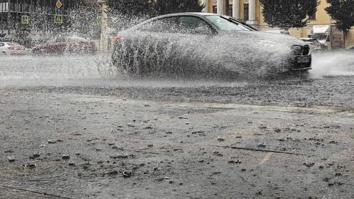 خیابان های مسکو غرق در آب شد