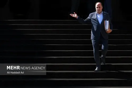 ارز نهاده های دامی با تصمیم سران قوا تأمین شد