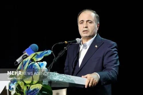 جهاد سازندگی نیروی مردم را برای پیشرفت کشور سازماندهی کرد